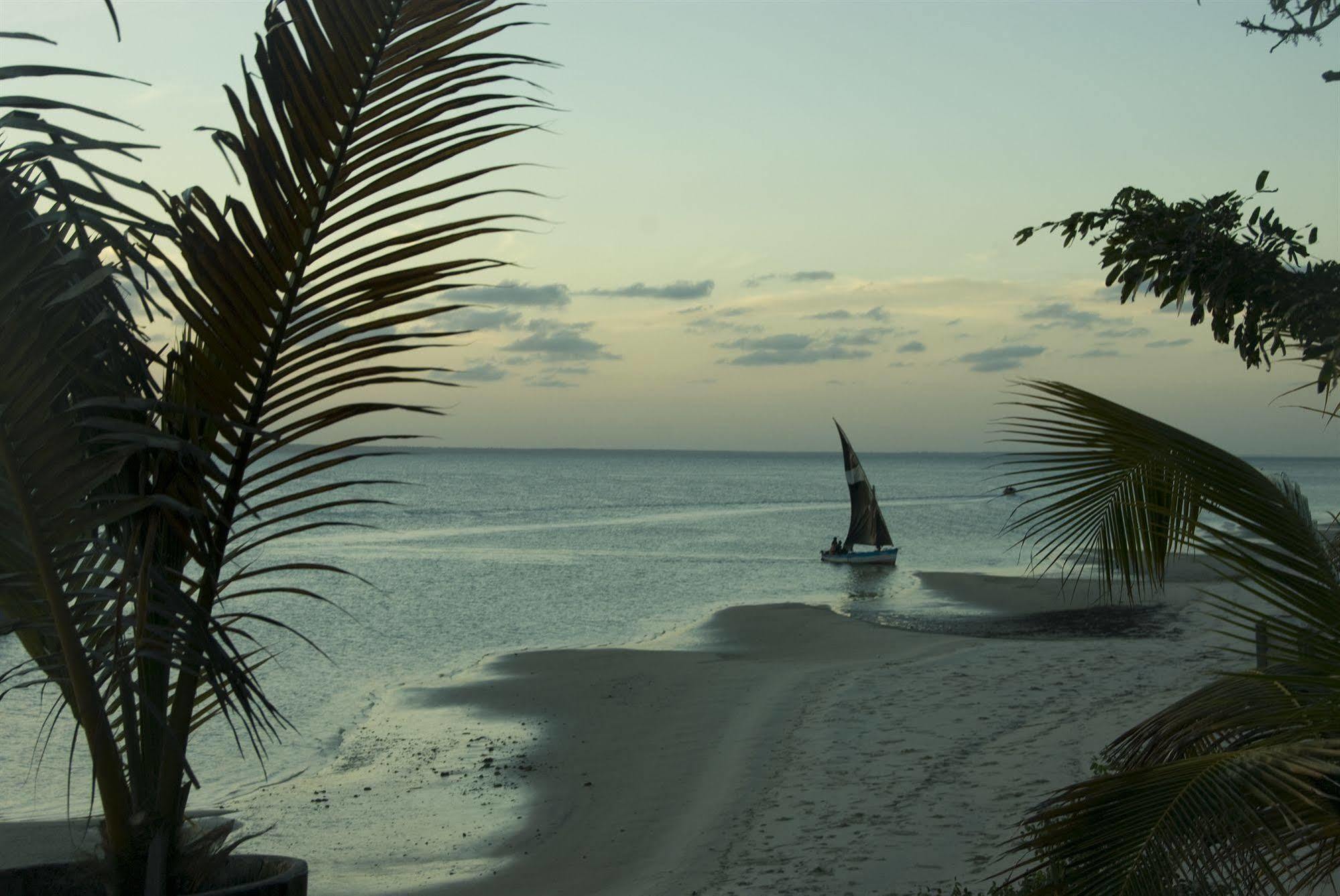 Dugong Beach Lodge Vilankulo Eksteriør billede